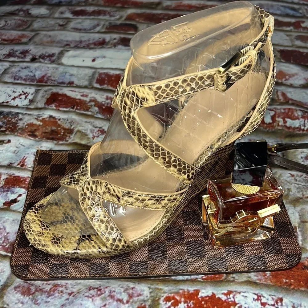 * Via Spiga brown and cream, snake, print wedges